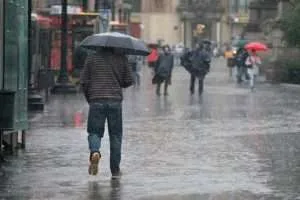 Prevén lluvias dispersas en varias regiones del país este sábado