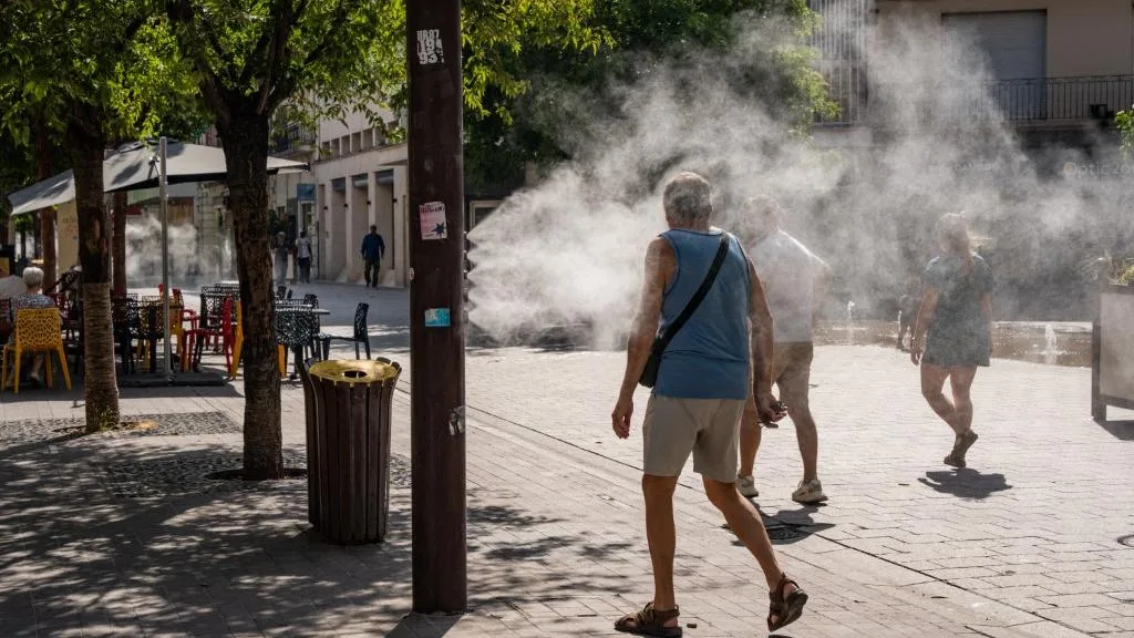 Canicule : plus de 135 millions d’Européens touchés par des températures à plus de 35 °C ce jeudi