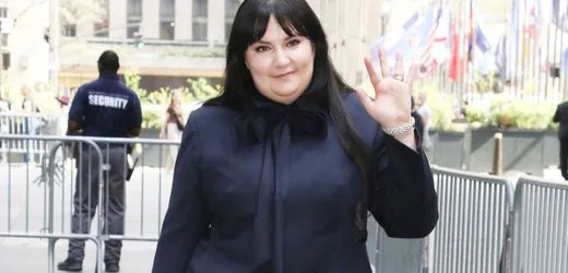 Lena Dunhams Memoir »Famesick«: Nach Endometriose und Hysterektomie doch noch Mutter geworden