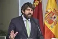 López Miras exige a Sánchez un refuerzo de Guardia Civil y medios ante la llegada de lanchas con inmigrantes a la costa