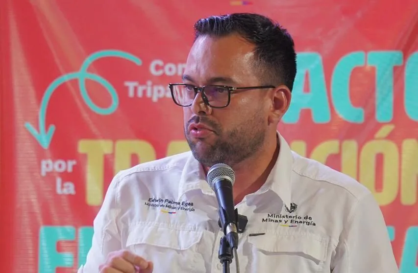 Exministro de Minas cuestionó al Gobierno De la Espriella por la manera como está enfrentando la crisis energética: “Están improvisando”