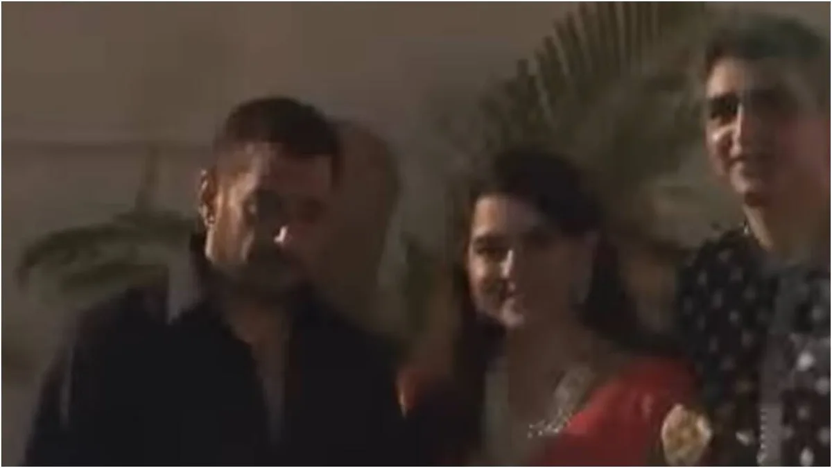 Salman attends Shaina's daughter Shanaya's intimate engagement