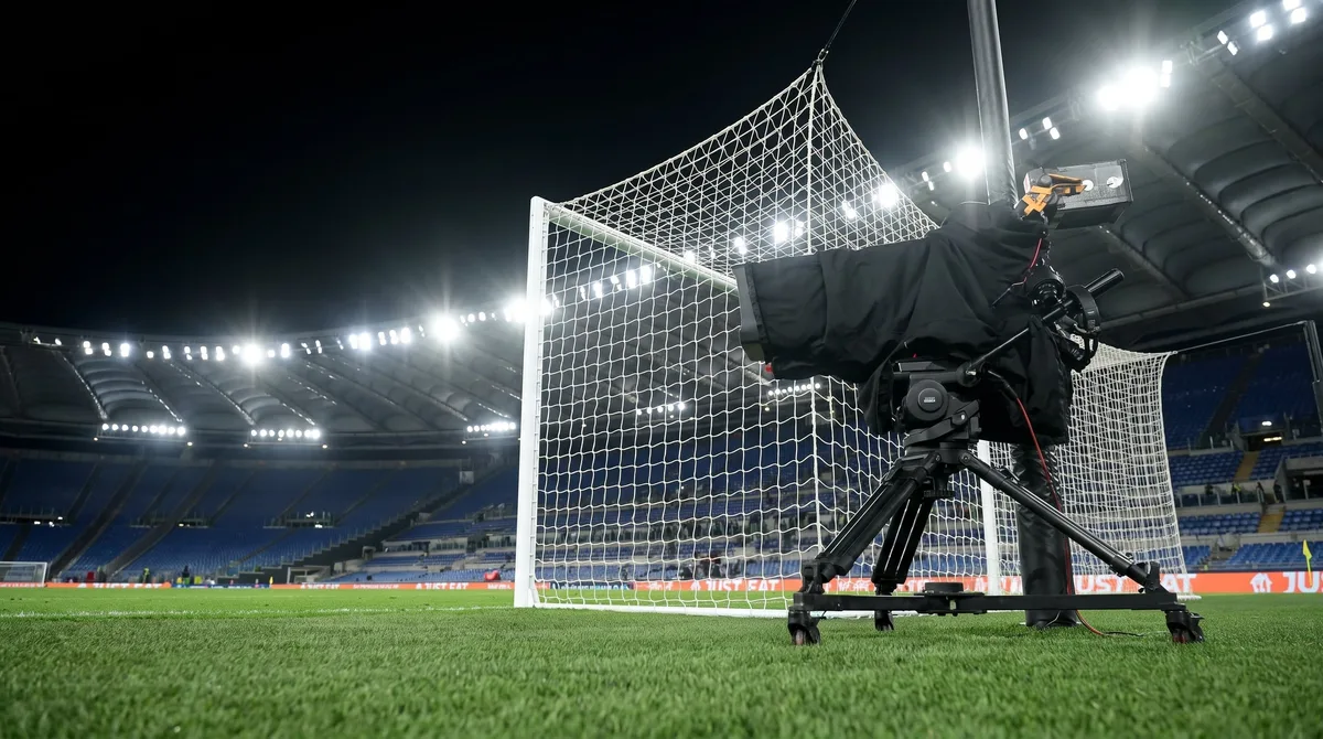 Transmisiones ilegales en Rusia: dos ligas de fútbol de Reino Unido se unen para enfrentar a una plataforma de streaming