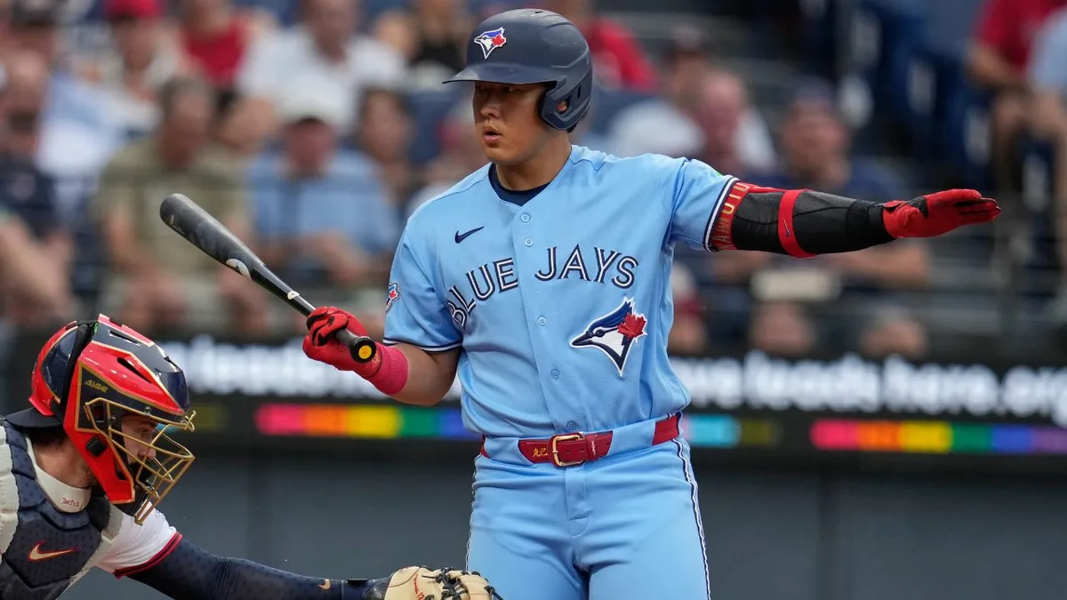 Blue Jays drop opener of key series as bats go cold vs. dominant Williams