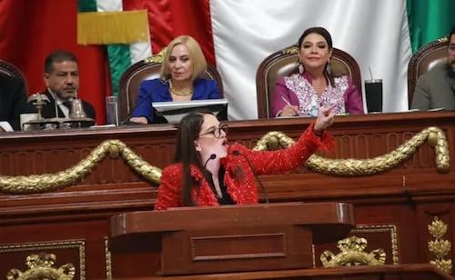 Entre porras e interrupciones, Congreso fija posturas sobre Brugada; oposición cuestiona resultados