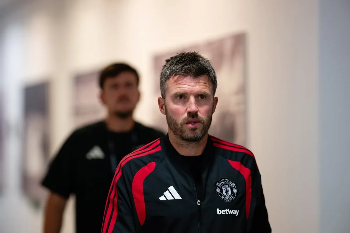 Michael Carrick confirms Manchester United transfer target as Carlos Baleba 'agrees' personal terms