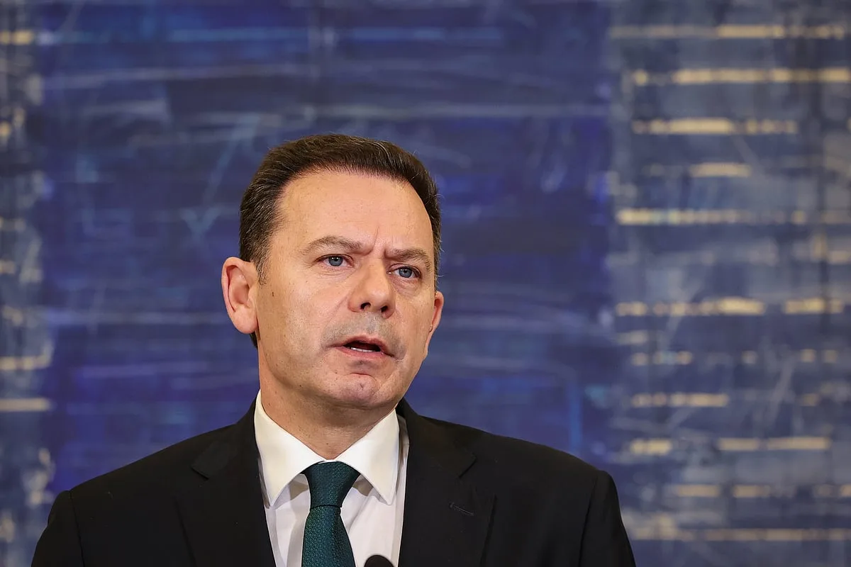 "É um absurdo". Montenegro inclui Trump nas críticas sobre o impacto do conflito no Médio Oriente na economia