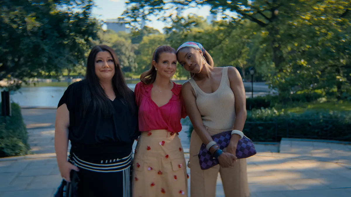 Netflix Cancels ‘Sweet Magnolias’ After 5 Seasons, Orders New Sheryl J. Anderson & JoAnna Garcia Swisher Series ‘Ladies Of The House’