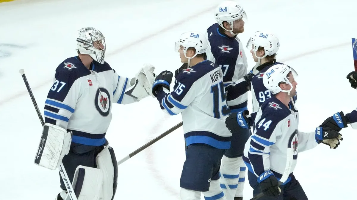 Could Hellebuyck return to the lineup after Winnipeg’s hot start?