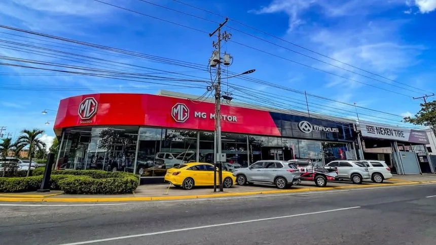 MG y Maxus Puerto Ordaz entrega sus primeros vehículos del plan «Asegúrate con 500»