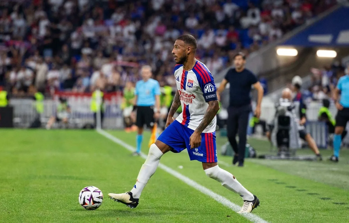 EN DIRECT Tirage au sort Ligue Europa : Quels adversaires pour l'OM, l'OL et Rennes... Suivez le tirage avec nous
