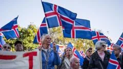 Close race as Iceland votes on whether to restart talks on joining EU