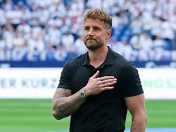 "Das macht man nicht!": Ein Schalker Junge auf der verzweifelten Suche nach der Wahrheit