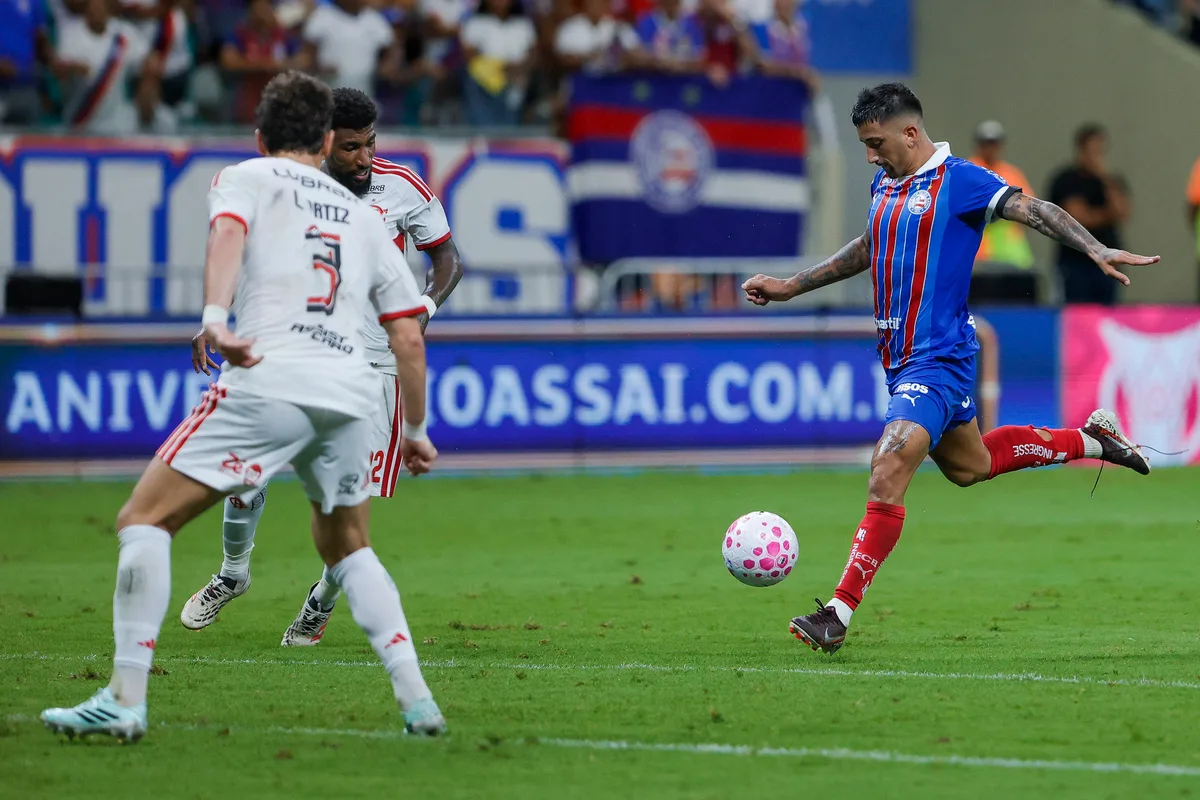 Jogadores do Bahia se calam após goleada do Flamengo e evitam imprensa