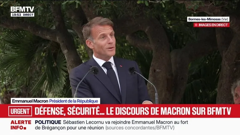 "Neuf ans c'est au fond, une époque [...] Vous allez me manquer", déclare Emmanuel Macron depuis Bormes-les-Mimosas