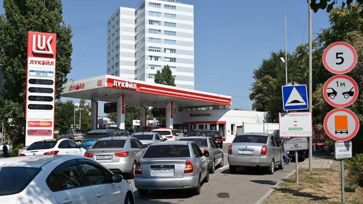 Fuel paradox: Russia has oil, so why is it importing petrol from India?