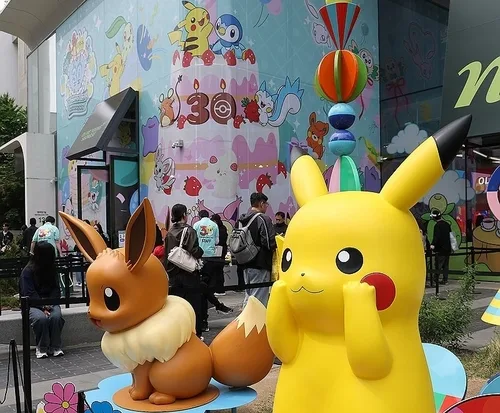 포켓몬 카드에 푹 빠진 30·40대…매물 등록·검색 폭증