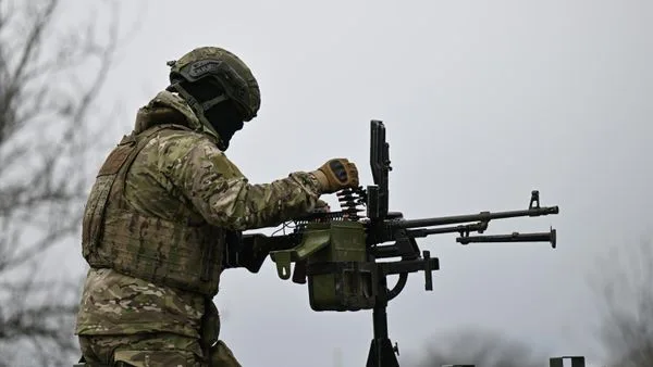 Surrounded Ukrainian Forces Suffer Mounting Losses in Kharkov Region — MoD