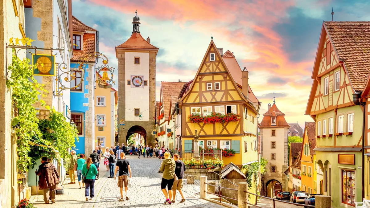La ciudad medieval de Alemania donde el tiempo se detuvo hace 600 años, parece de cuento y guarda un sorprendente pasado