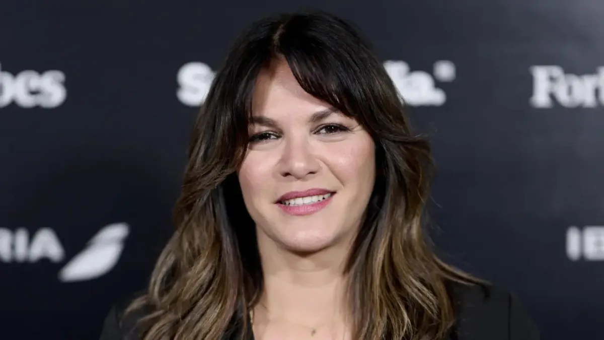 Fabiola Martínez, ex de Bertín Osborne, ilusionada con un hombre 20 años menor que ella: "Se lo pasan bien"