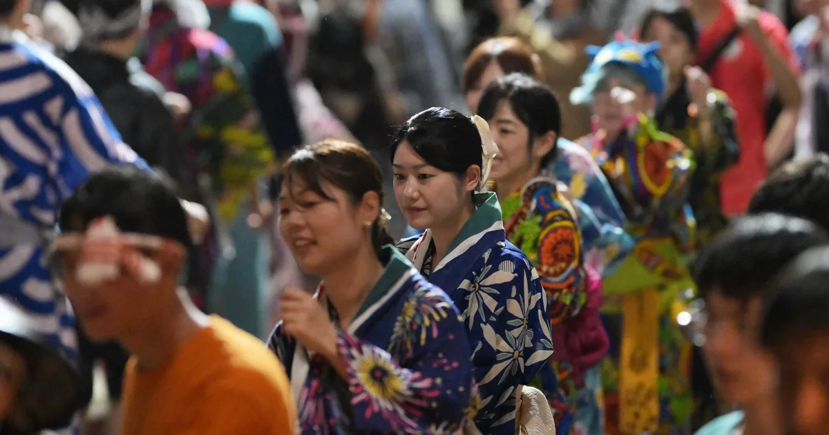 げたの音、朝まで 郡上おどりで4日間の「徹夜おどり」スタート