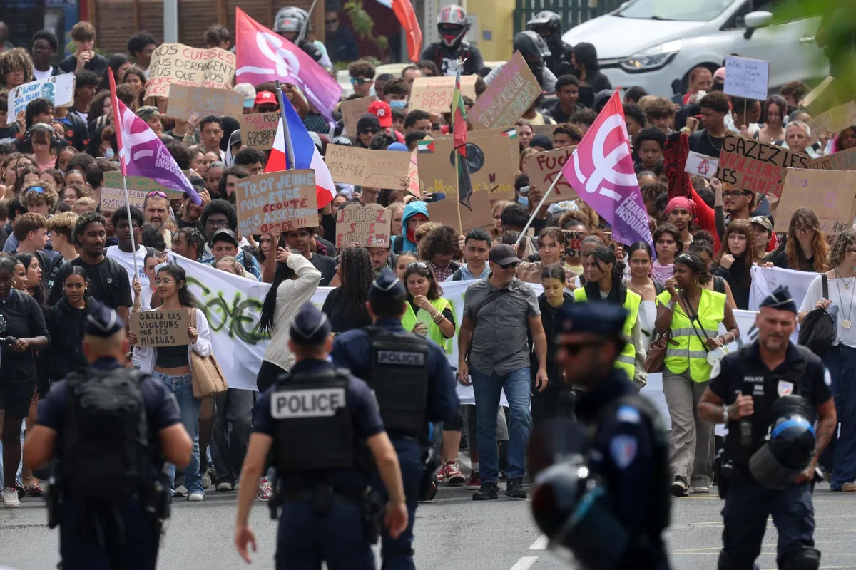 Les lycéens d’Outre-mer mobilisés avant ceux de l’Hexagone : quelles sont leurs revendications ?