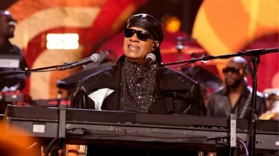 Stevie Wonder vai tocar todo o álbum ‘Songs in the Key of Life’ em turnê de 50º aniversário