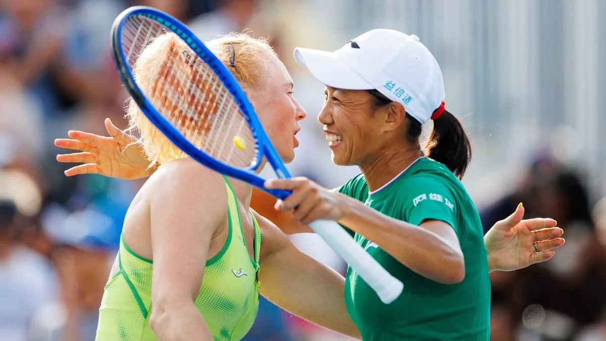 Siniakova, Zhang win NBO doubles crown, Rybakina to meet Swiatek in singles final