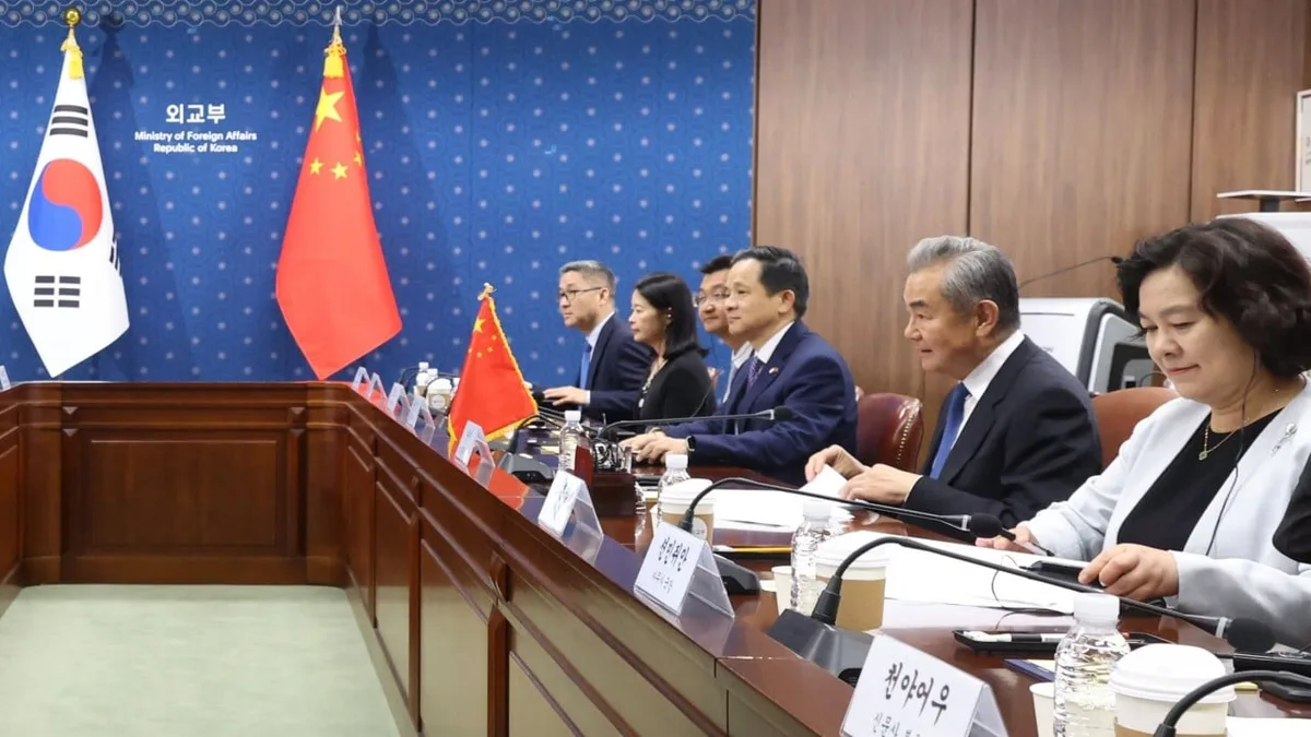 In Seoul meeting with Wang Yi, South Korean president voices hope for closer China ties