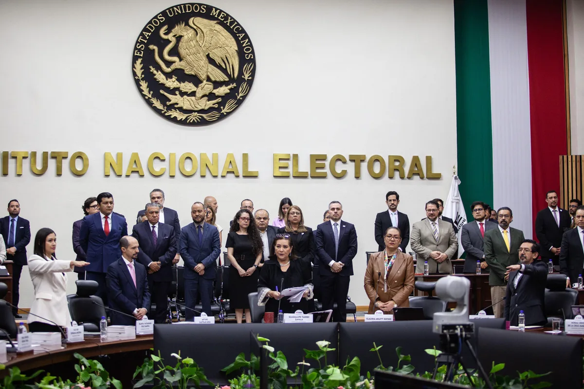 Denuncia Movimiento Ciudadano a Morena ante el INE; exige poner freno a ‘corcholatas’