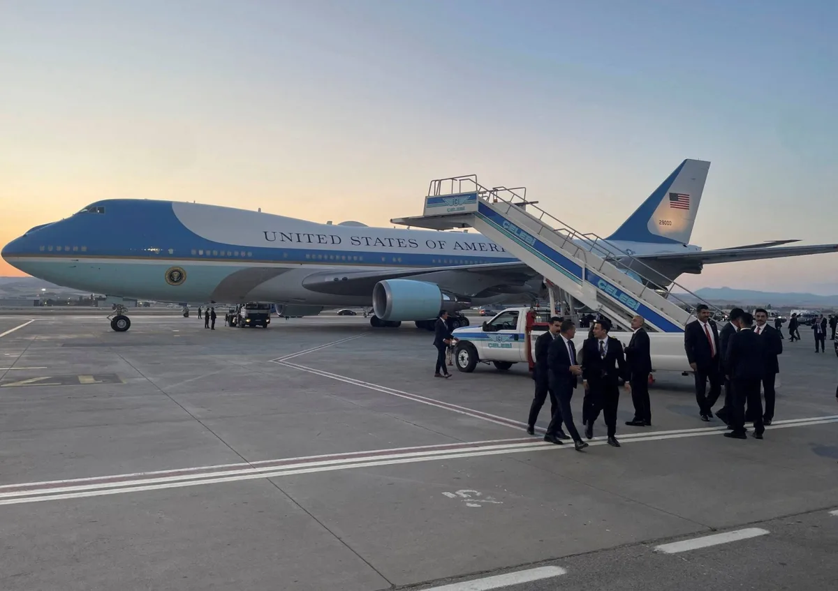 Credible missile threat led to secret aircraft switch for Trump, source says