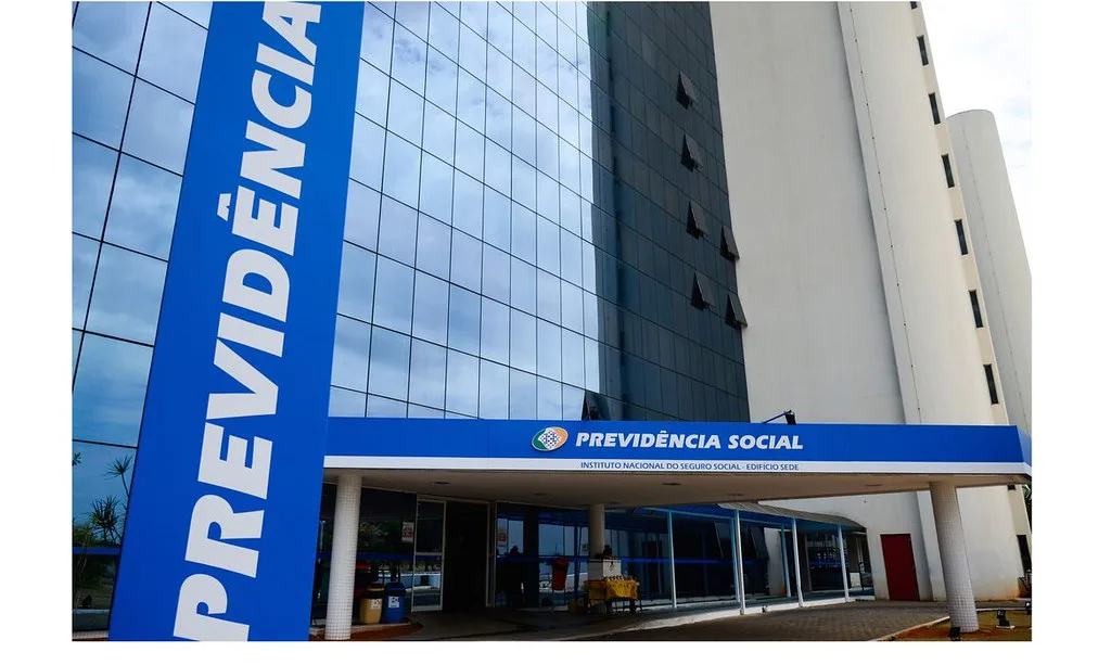 Casa da mãe Joana: PF prende até estagiário por fraudes no INSS