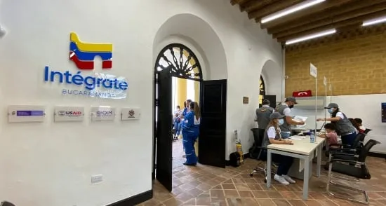 Centros Intégrate advierten riesgo de cierre por falta de presupuesto: miles de migrantes quedarían sin atención desde esta fecha
