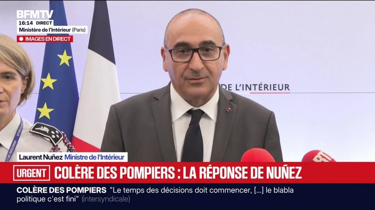 Grève des pompiers: "Le dialogue avec les syndicats a été courtois et franc", indique Laurent Nuñez