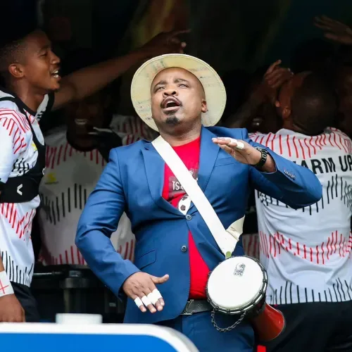 Mirror, mirror on the wall: Viral Kaizer Chiefs meme sparks debate over social media boundaries
