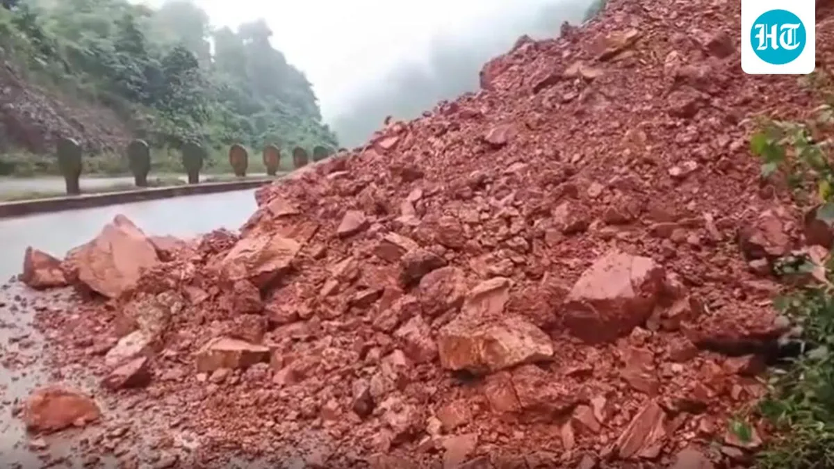 Landslide disrupts NH-520 in Odisha; IMD issues orange alerts in 6 districts