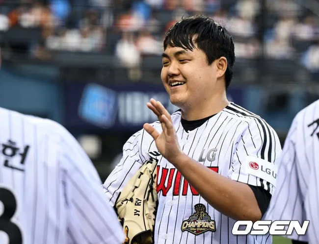 '방출 대기' 고우석 아직 업데이트 없다…'팔꿈치 부상' 일단 52억 FA부터 돌아온다 [오!쎈 부산]