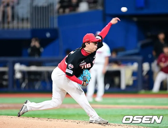 [사진]'13시즌 연속 100이닝' 돌파하는 KIA 양현종