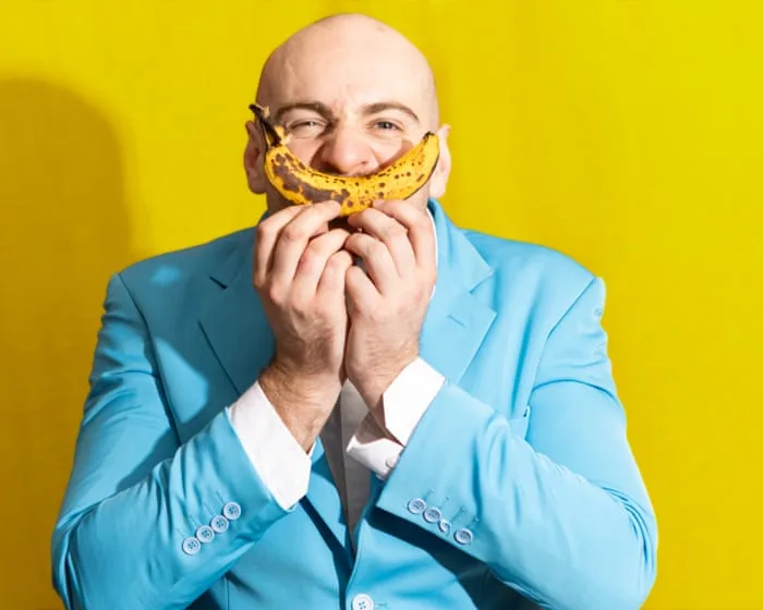 Man Sings the Same Song Over and Over Again for an Hour review – fringe gem leaves you ecstatic