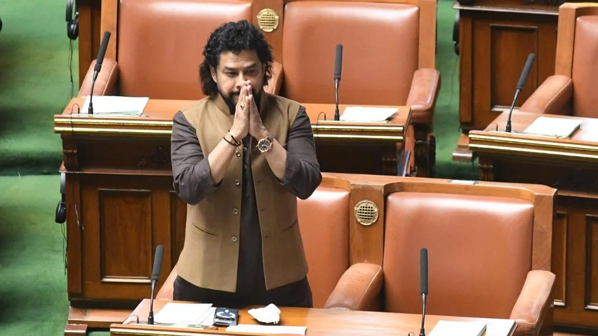 B. Nagendra likely to quit Ministry as Congress seeks to defuse Opposition offensive