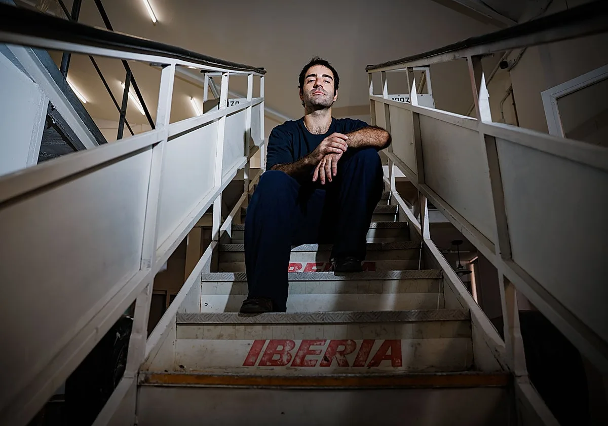 Provisional 23 sale del hueco de la escalera