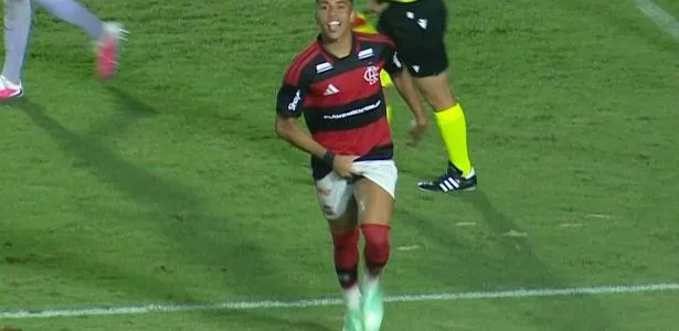 Jogador do Fla sub-20 faz gesto obsceno ao se classificar na Copa do Brasil