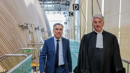 Le maire d'Arcachon, Yves Foulon, condamné à 5 000 euros d'amende pour menaces et violences envers son principal opposant