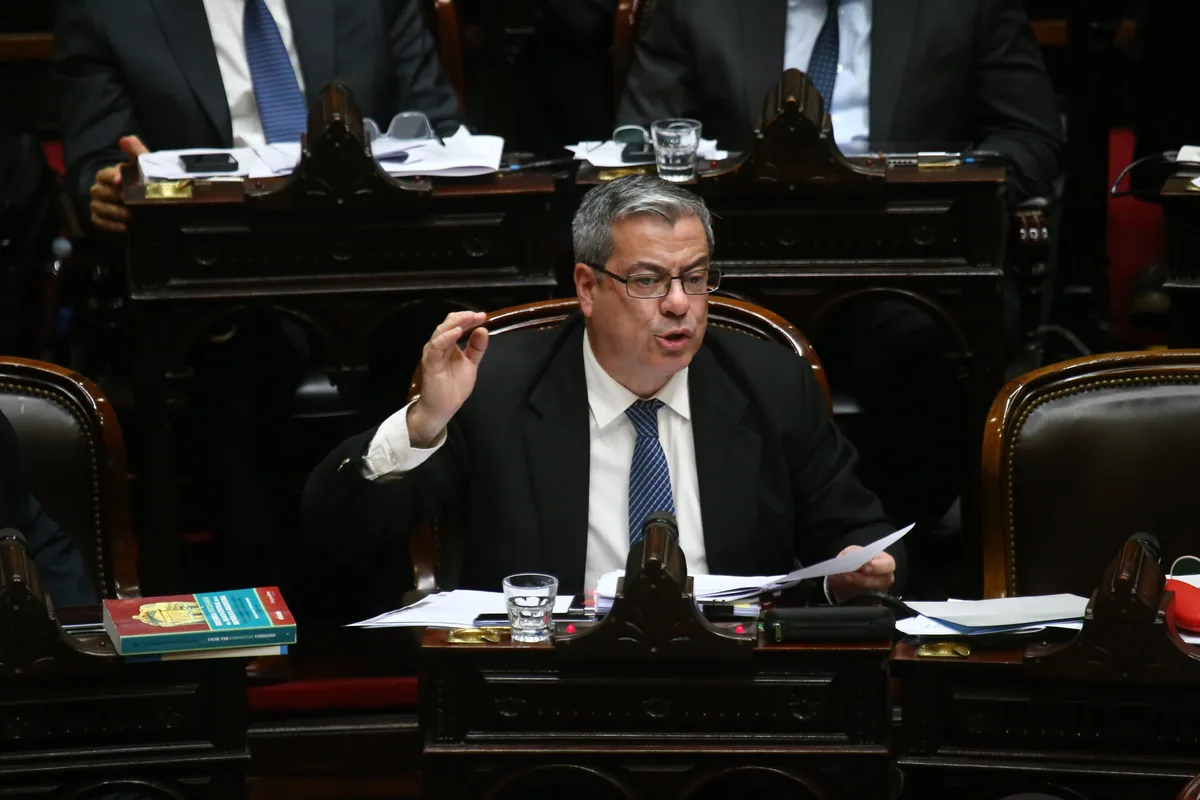 Así fueron los fuertes cruces en Diputados por un artículo tras la aprobación de la reforma de la carta orgánica del BCRA