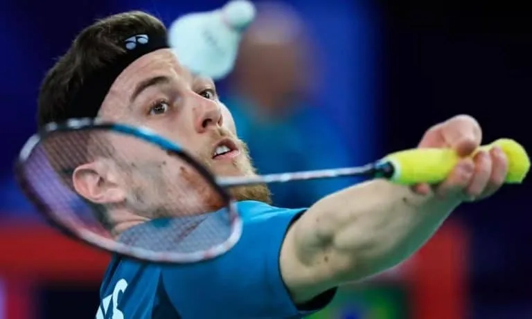 Vitor Tavares confirma favoritismo e Brasileiro de Parabadminton define campeões
