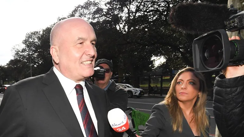 ‘Justice will prevail’: Ex military man David Elliott uses ICAC to machine gun opponents