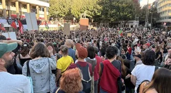 Protestos pela habitação e contra aumento do custo de vida sobem de tom em manifestação nacional