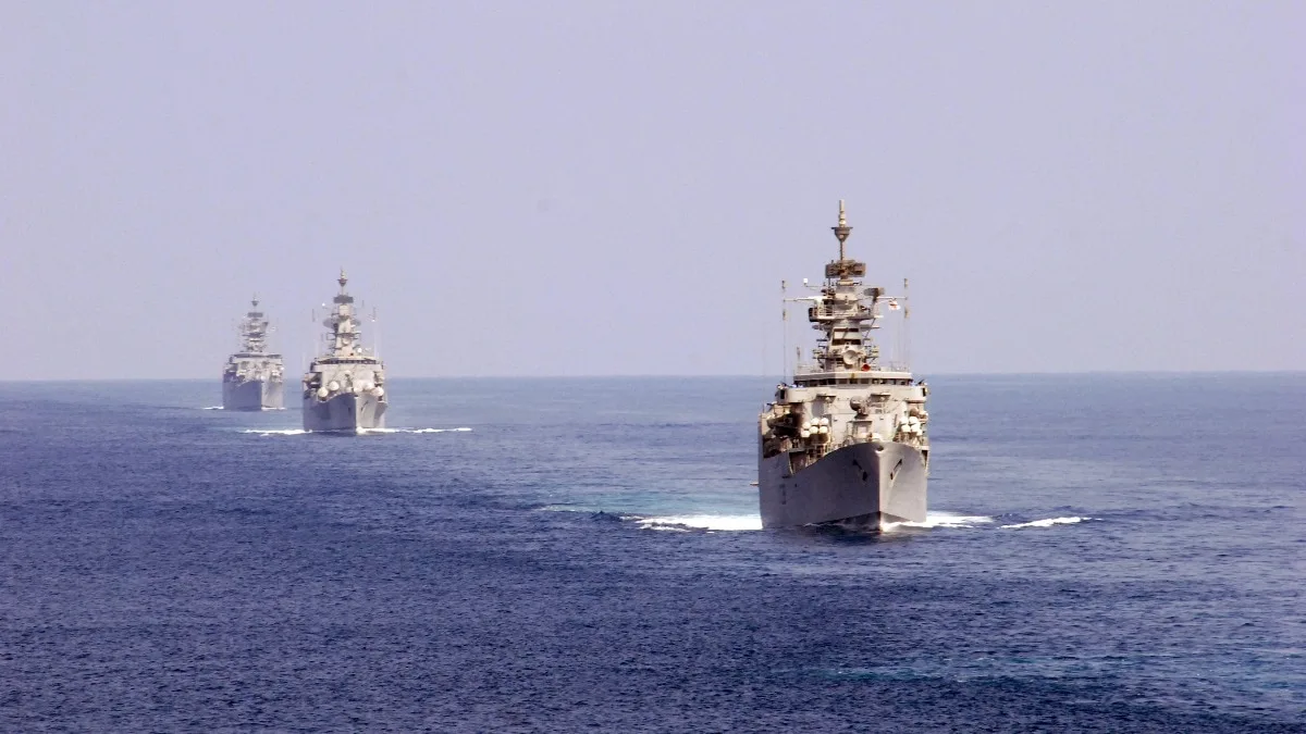 US Navy turns 251: American politicians use photos of Indian, Russian warships