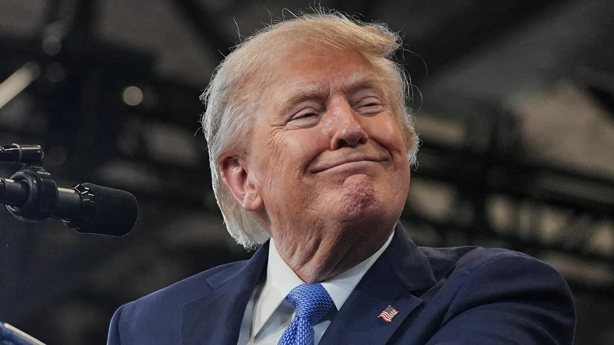 Autocrat Gifts Trump New Addition to His D.C. Makeover