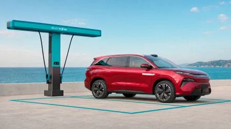 Schnellstlade-Elektroauto für Early Adopter: SUV BYD Atto 8